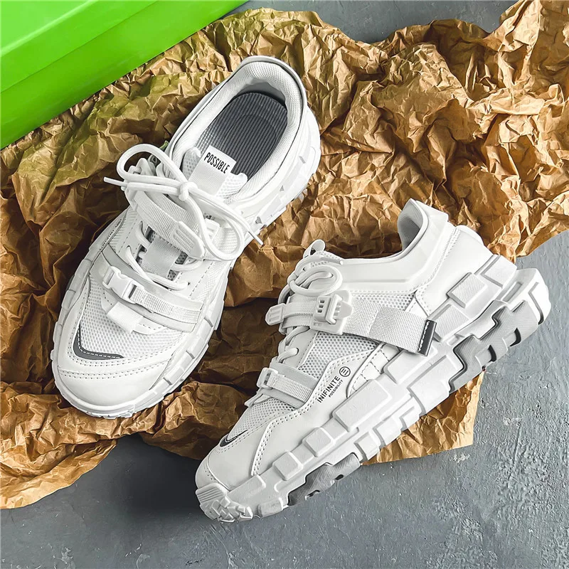Men Sneakers Plus Size Sports  - огляд і ціна Outdoor Sport Flooring